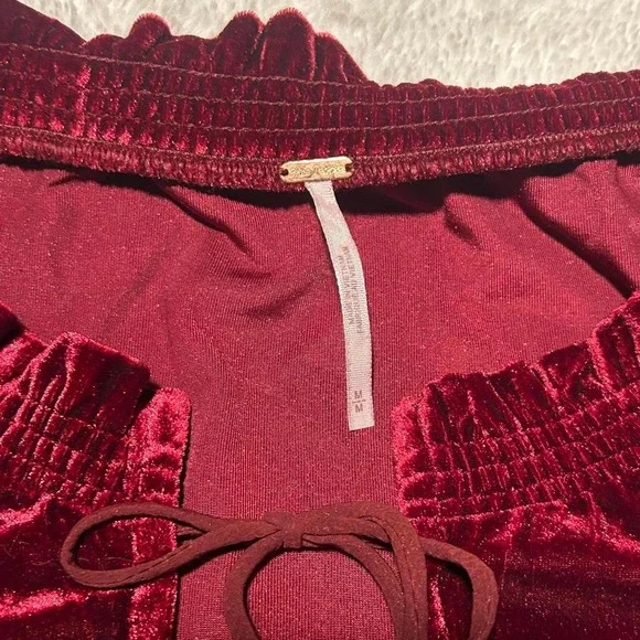 Free People Red Velvet Blouse Whimsy Goth Size Medium - Picture 5 of 7